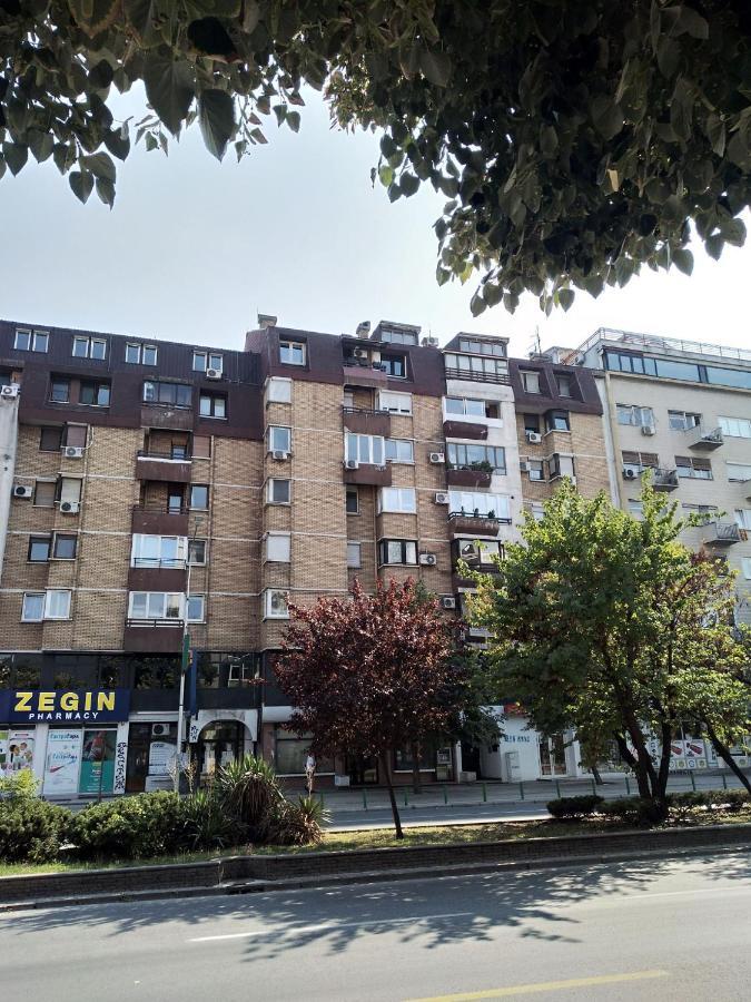 Skopje City Center Red Apartment Екстериор снимка